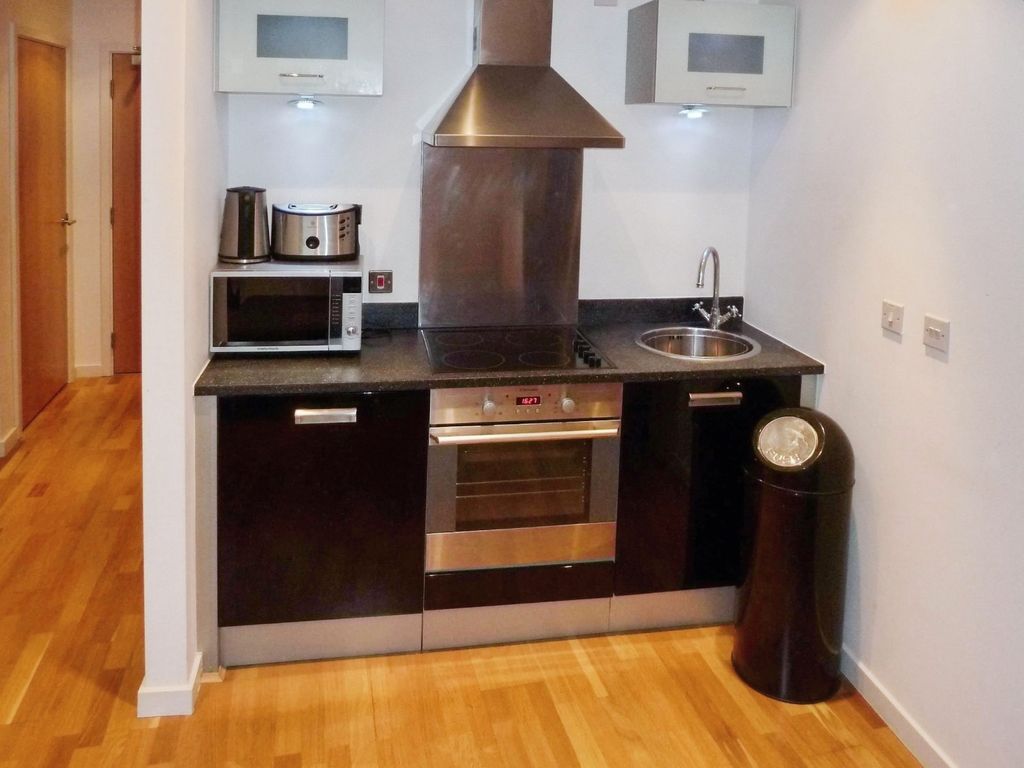 Property photo 3 of 11 Picture No. 08