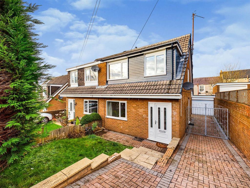 Property photo 1 of 9 Welcome To Johnson Close