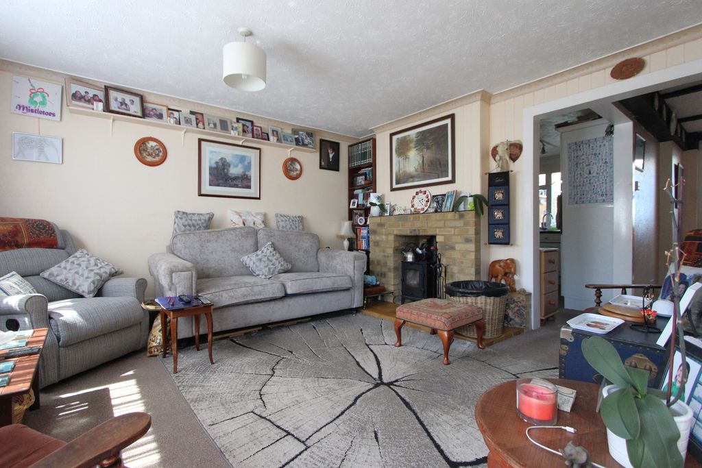 Property photo 2 of 12 Photo 7