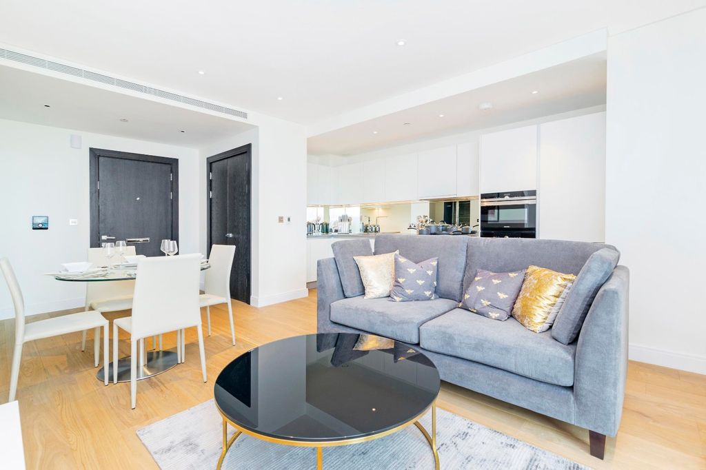 Property photo 2 of 9 Picture No. 41