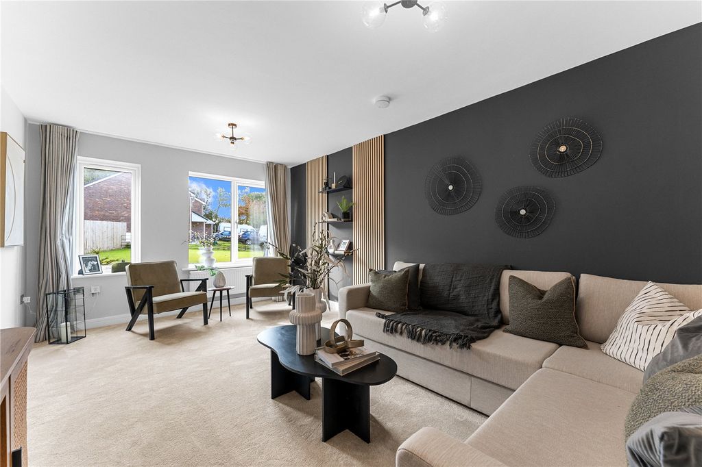 Property photo 2 of 26 Lounge