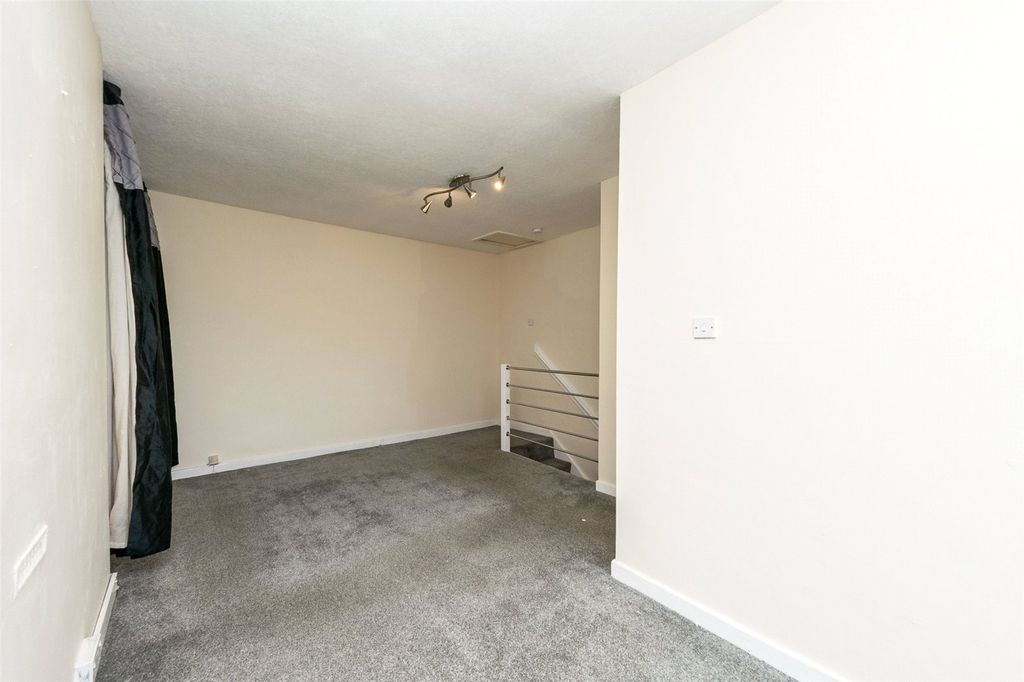 Property photo 3 of 12 Picture No. 03