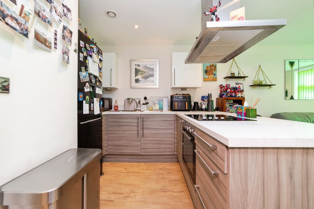 Property photo 2 of 7
