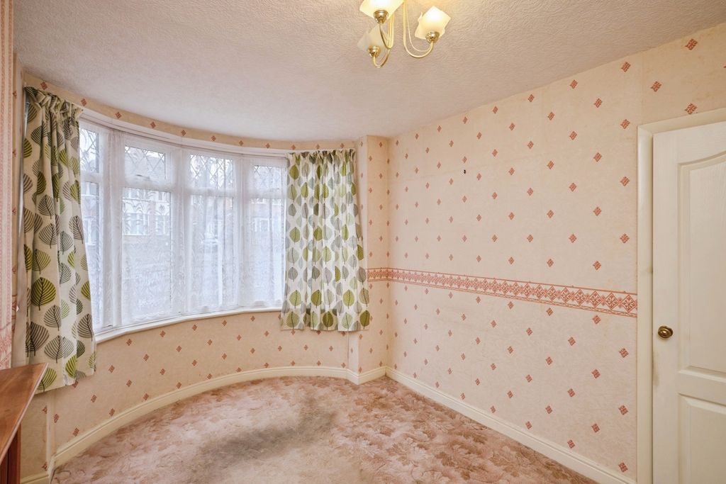 Property photo 3 of 14 Pbox-Img.Jpg