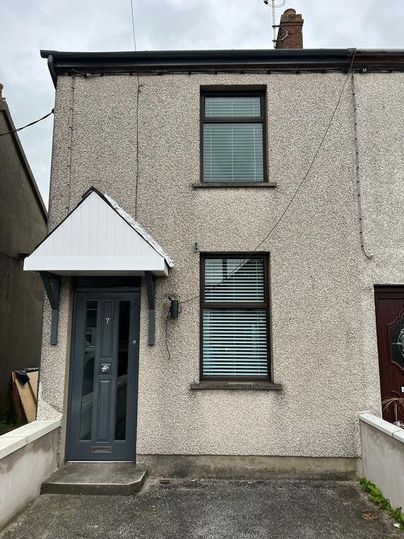 Property photo 2 of 17 Outside2.Jpg