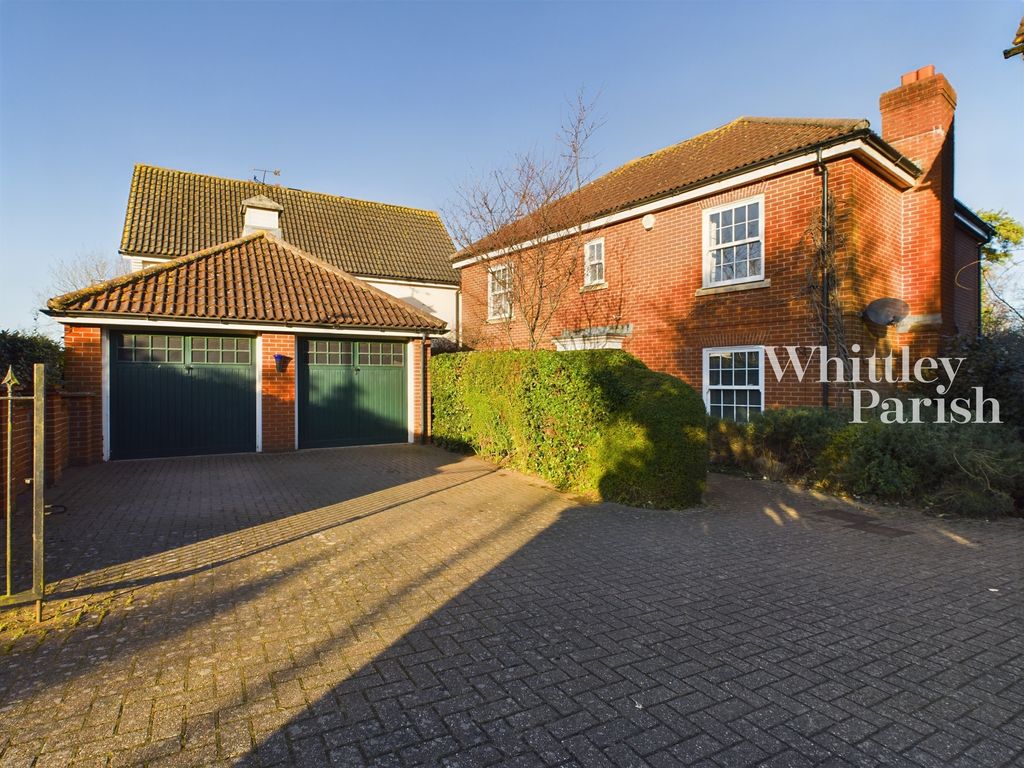 Property photo 1 of 23