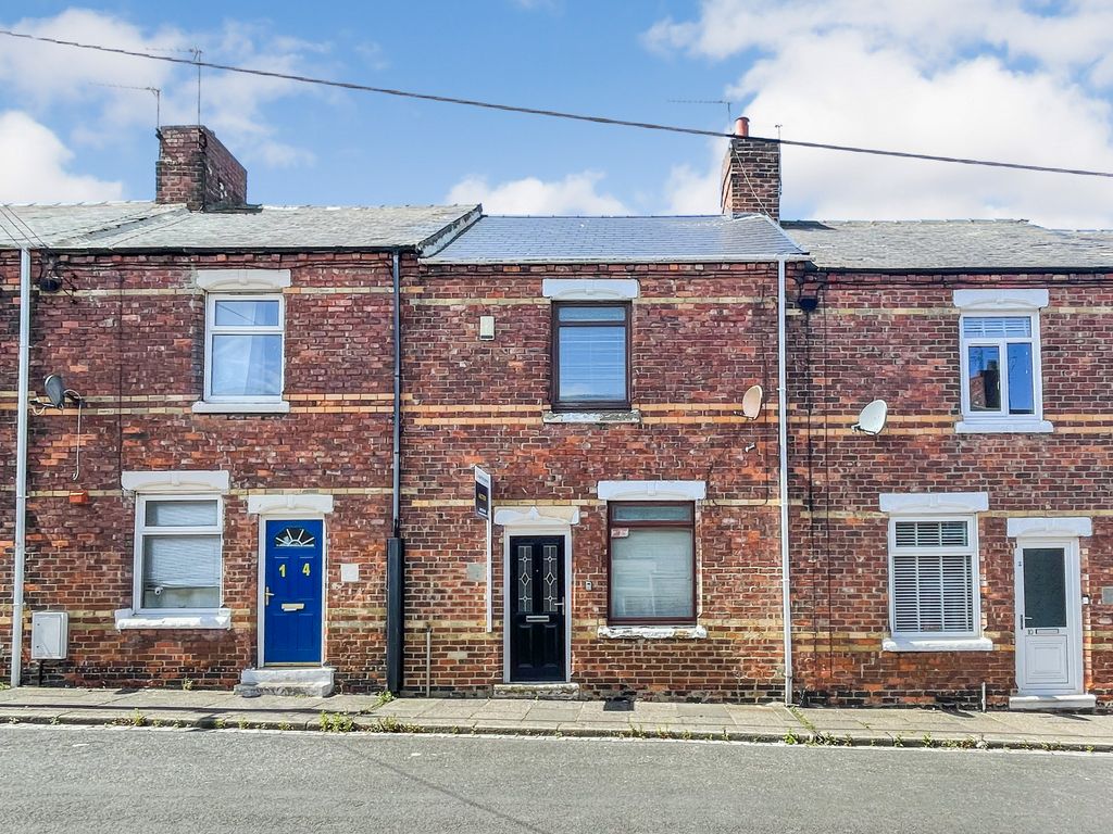 Property photo 1 of 3