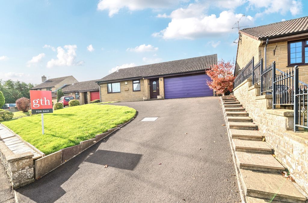 Property photo 1 of 20 1371782-7-68Ff697...