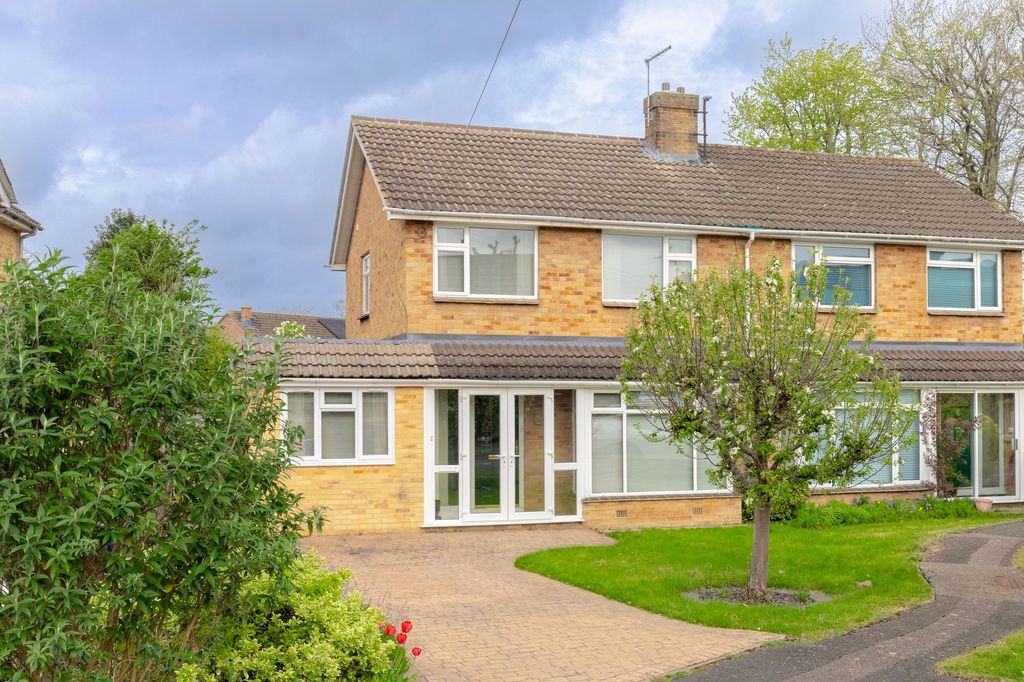 Property photo 1 of 23