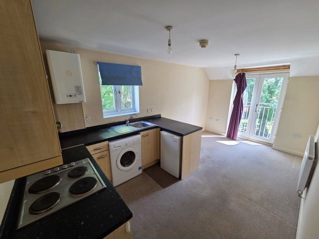 Property photo 2 of 8 Picture No. 09