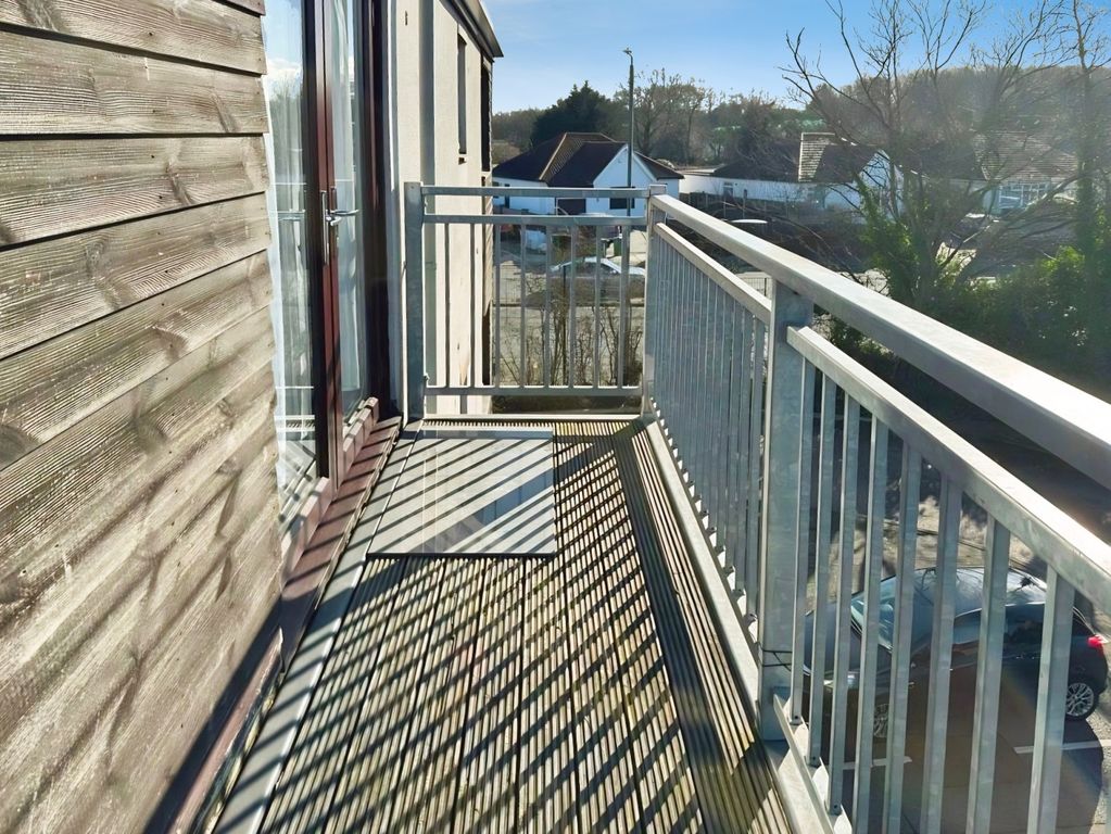 Property photo 3 of 7 0E867F22-A73Fa03B...