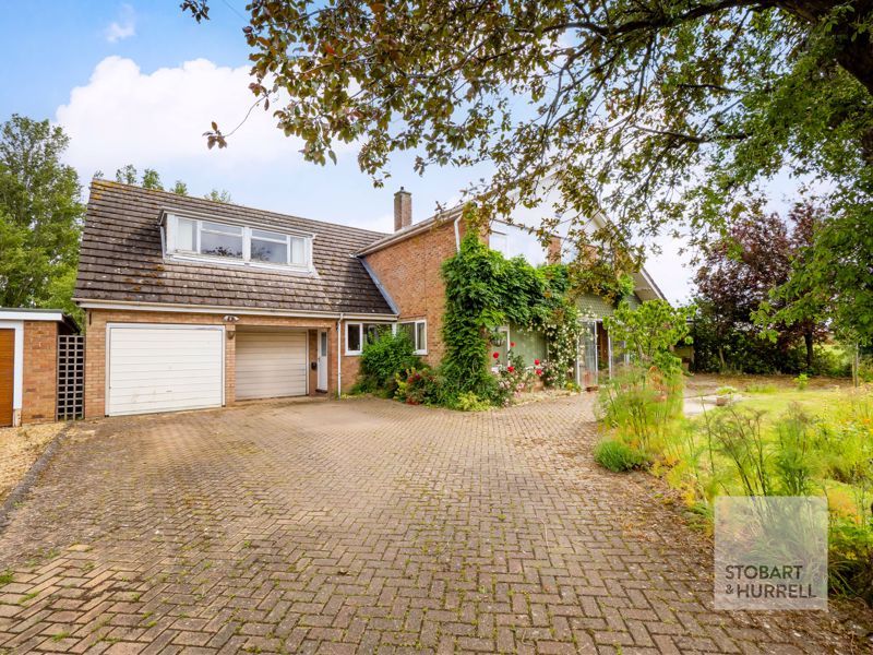 Property photo 1 of 20 Approach