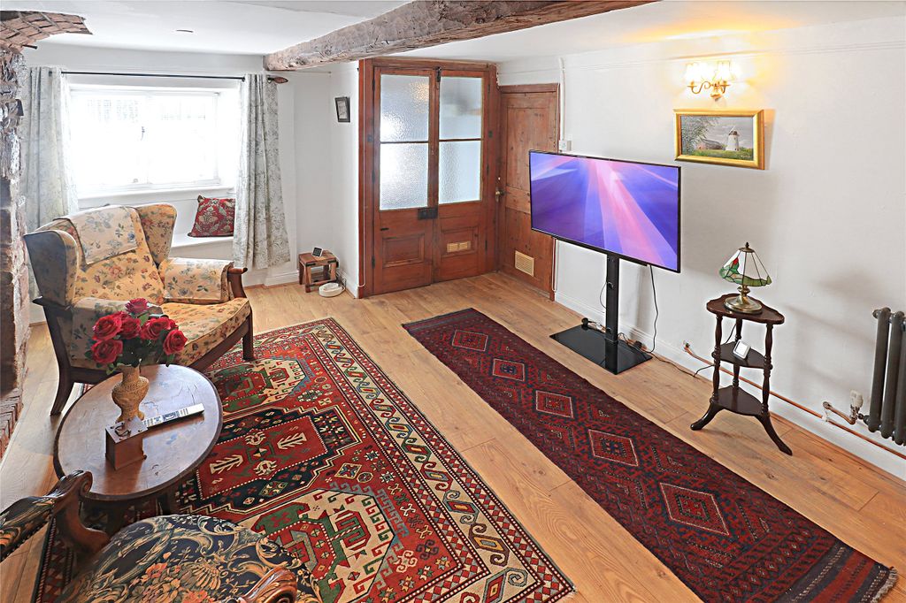 Property photo 3 of 15 3 - Picture No. 04