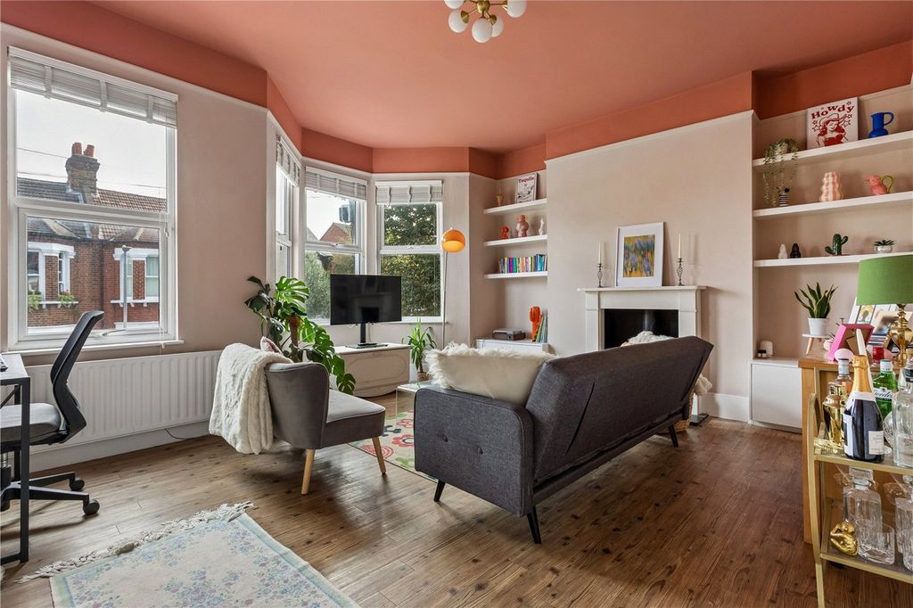 Property photo 1 of 13 Picture No. 02