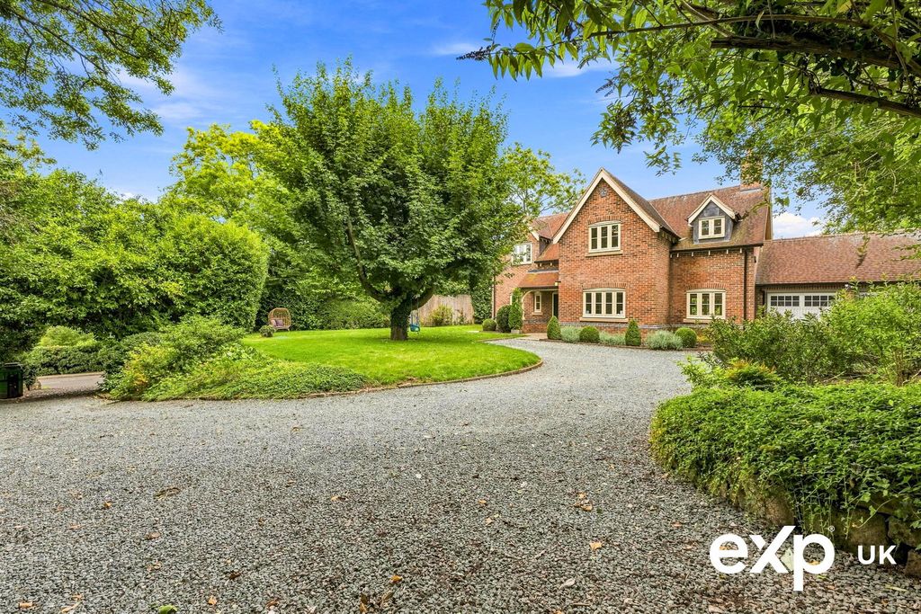 Property photo 1 of 45