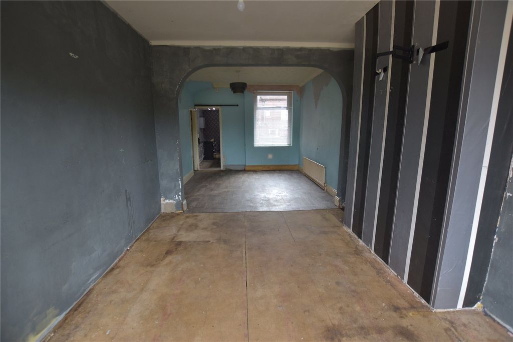 Property photo 2 of 12 Picture No. 06