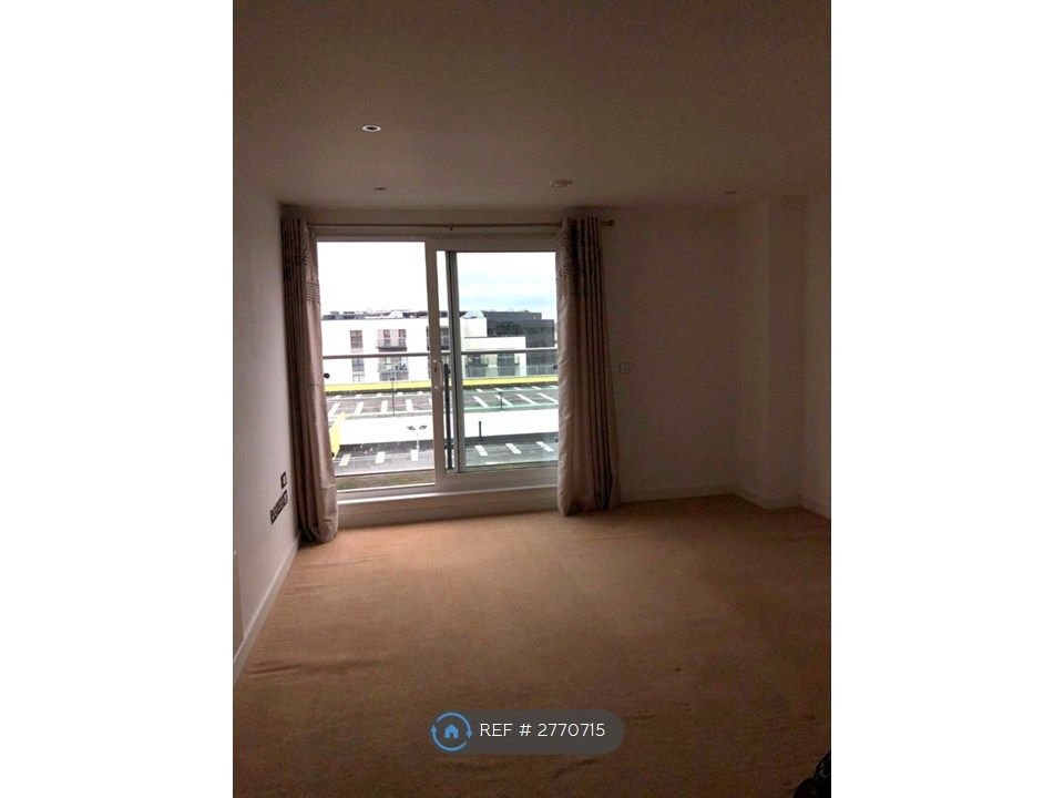 Property photo 2 of 5 Lounge