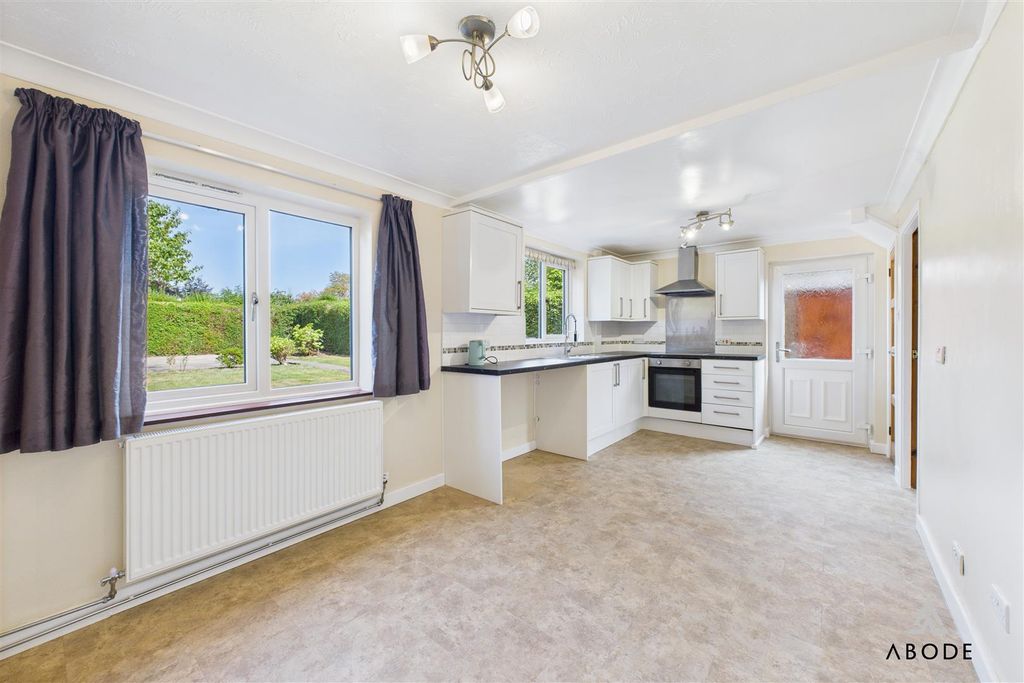 Property photo 3 of 14 Cam02544G0-Pr0303-Still005.Jpg