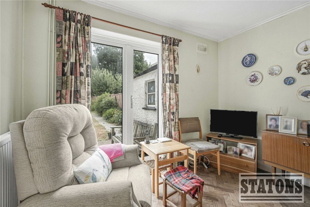 Property photo 3 of 9 Picture No. 05