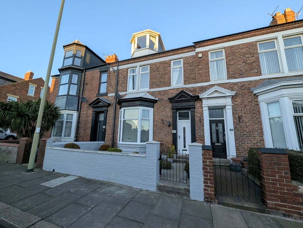Property photo 1 of 34