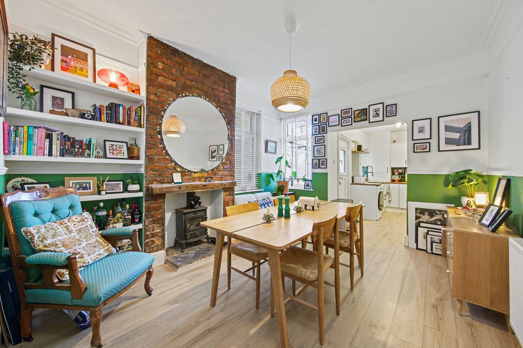 Property photo 2 of 25 Dining Room