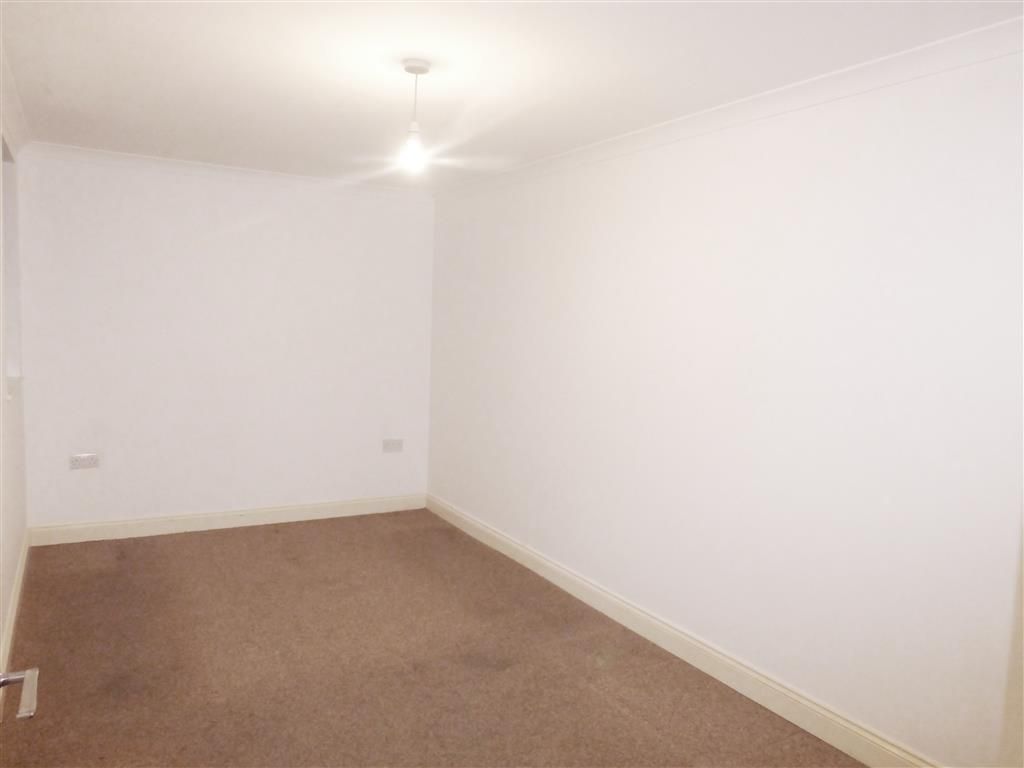 Property photo 3 of 3 Bedroom