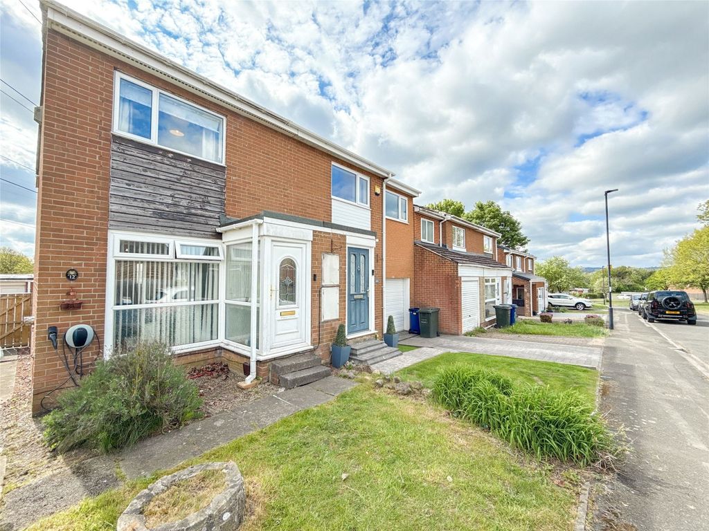 Property photo 1 of 12 External