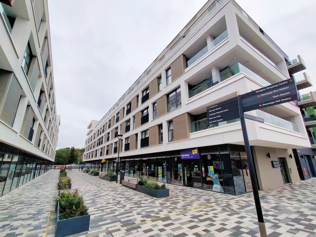 Property photo 1 of 13 Image