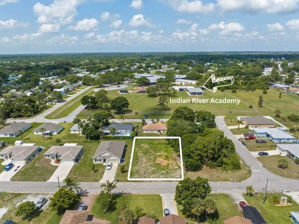 Property photo 1 of 11