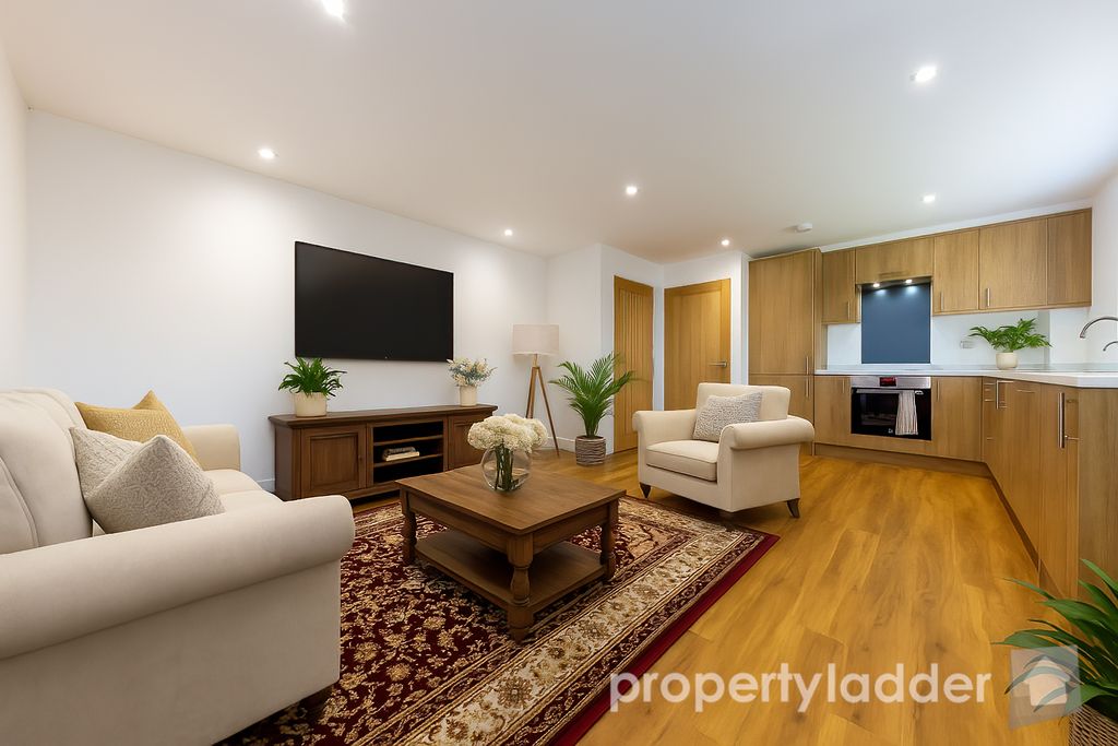 Property photo 2 of 8 Pl-16