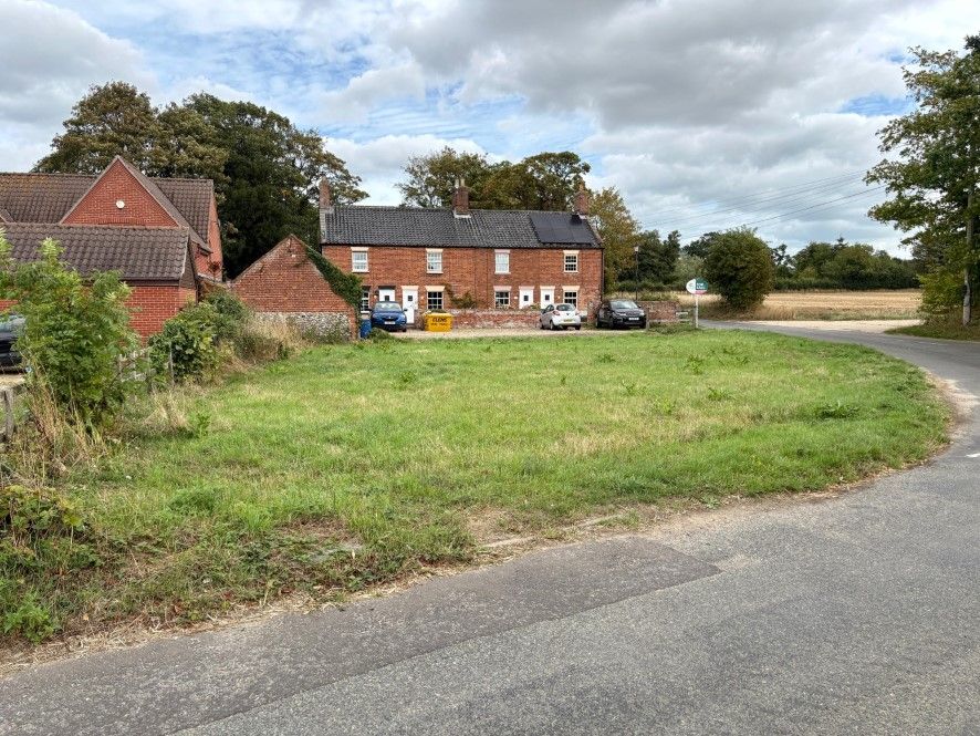 Property photo 3 of 11