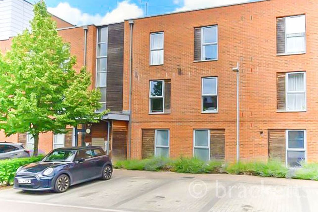 Property photo 2 of 15