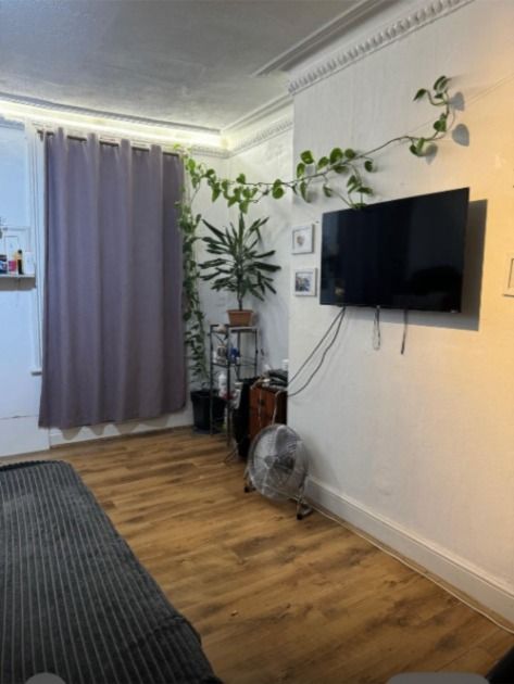 Property photo 1 of 4