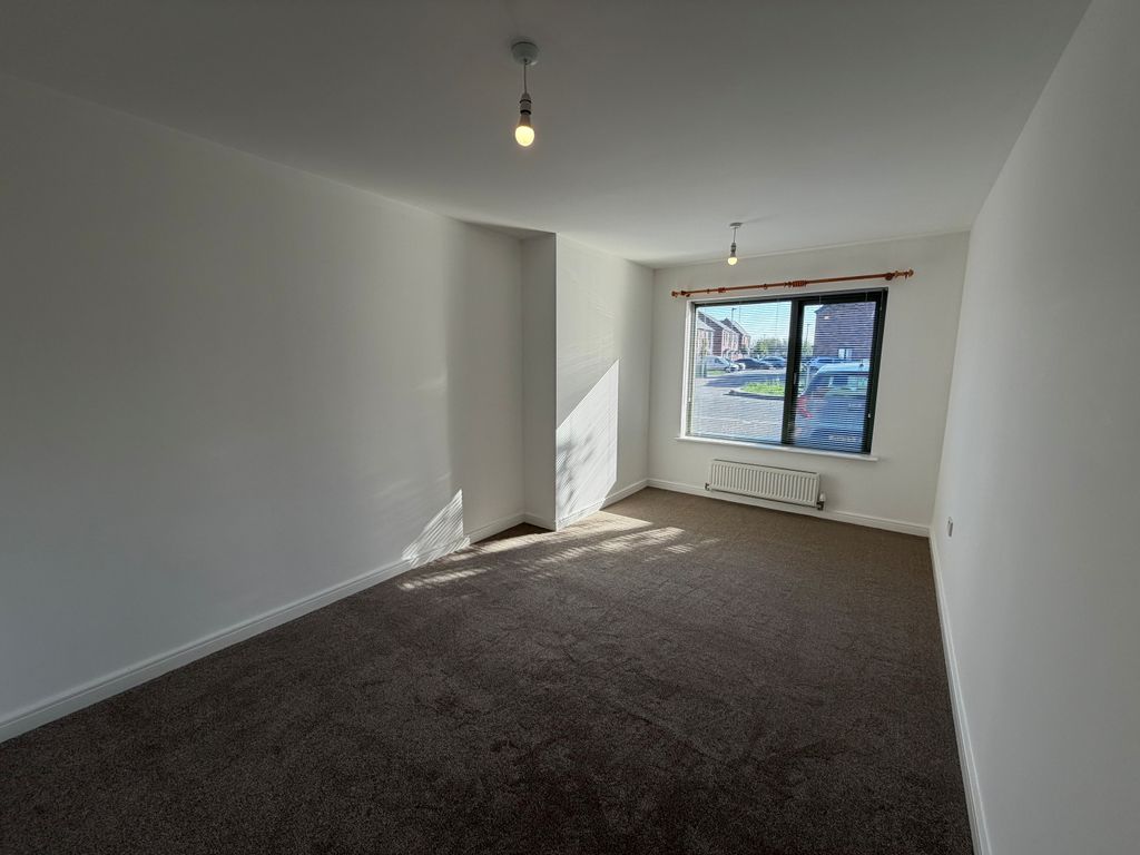 Property photo 3 of 7 Bedroom