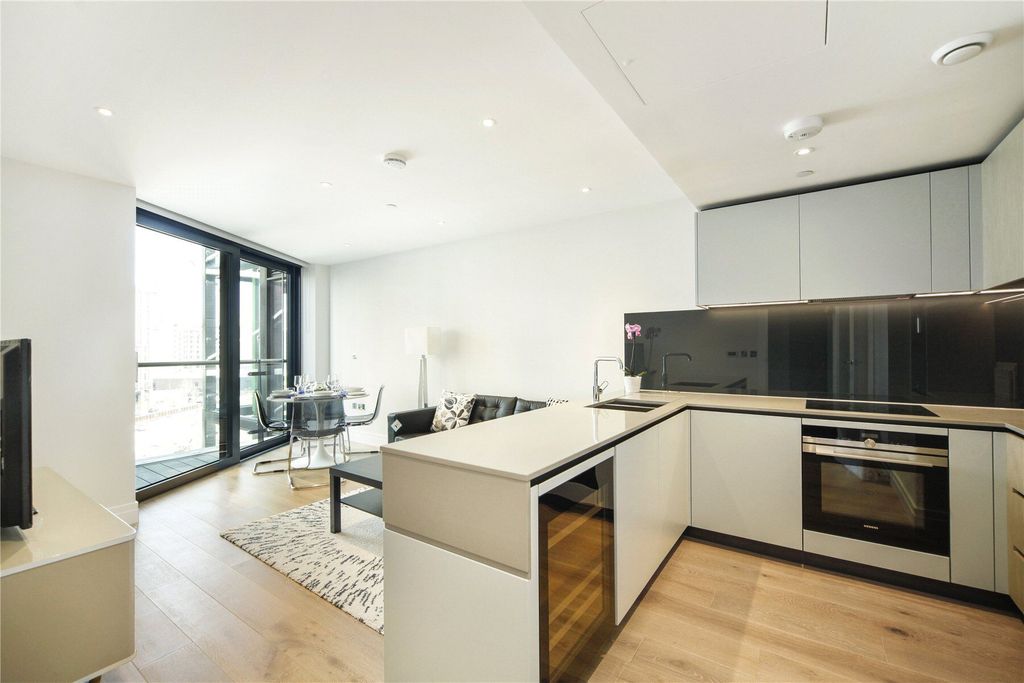 Property photo 1 of 16 Picture No. 06