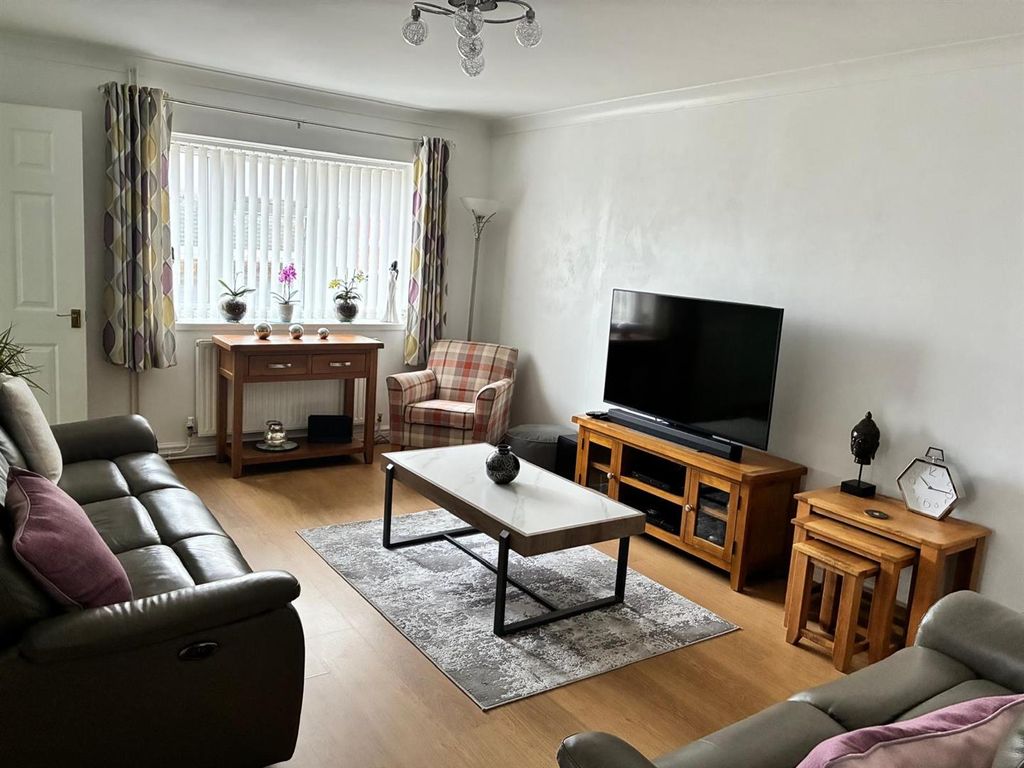 Property photo 3 of 23 4Dbc0514-F349-4Ca0-B1Aa-E1E9Ddacc5F4.Jpeg