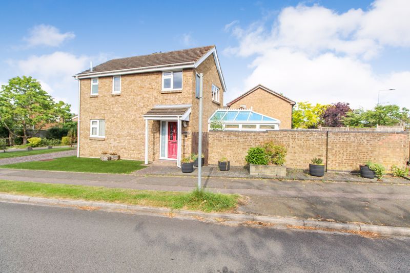 Property photo 1 of 20 Front