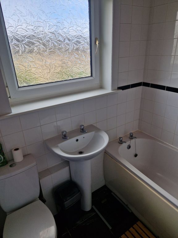 Additional image 8 of 2 bed flat to rentHutchison Court, St Andrews, Fife KY16