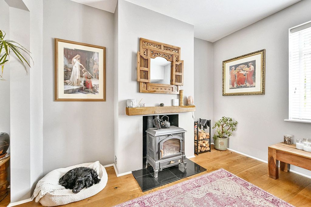 Property photo 3 of 22