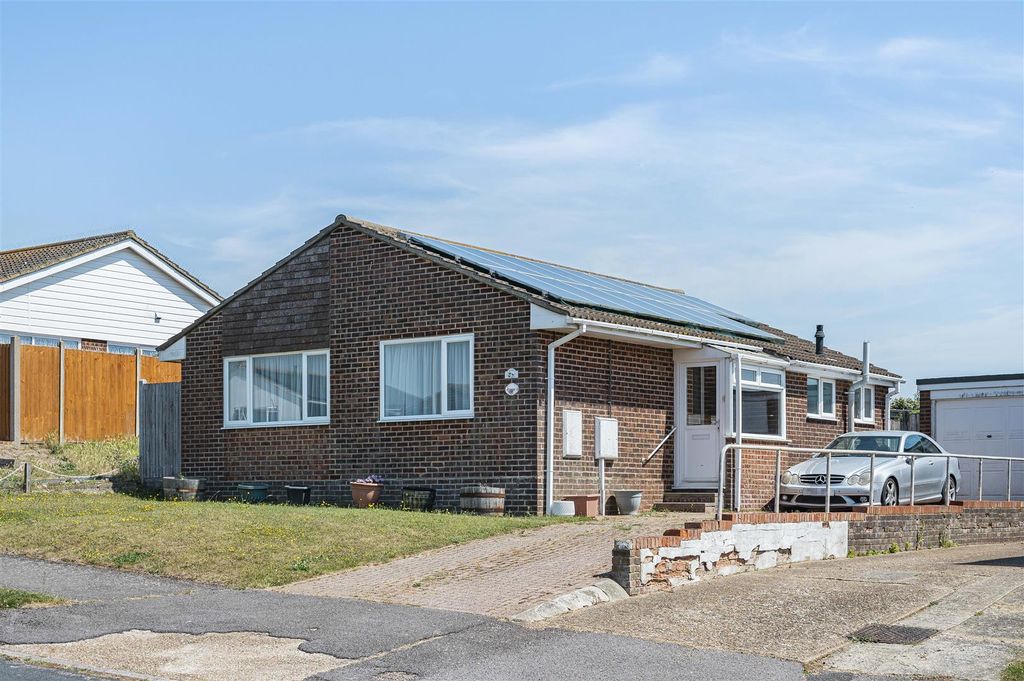 Property photo 1 of 19 Front