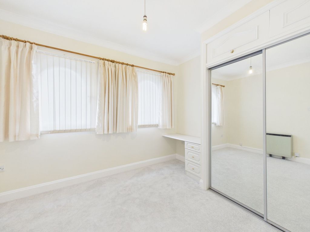 Additional image 11 of 3 bed flat for saleRedcliffe Court, Marine Drive, Preston TQ3