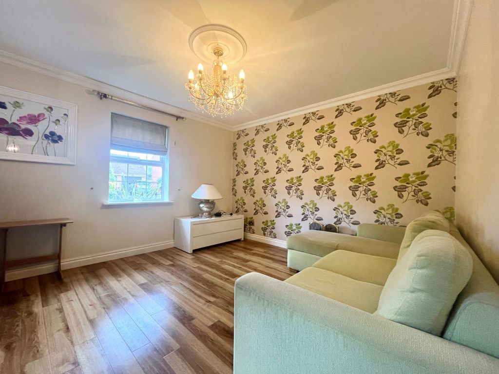 Property photo 2 of 26 Picture No. 73