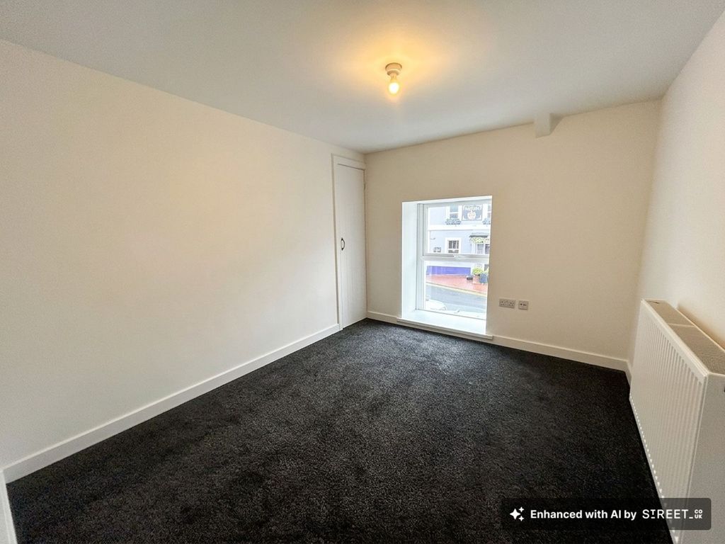 Additional image 4 of 2 bed flat to rentNew Road, Skewen SA10