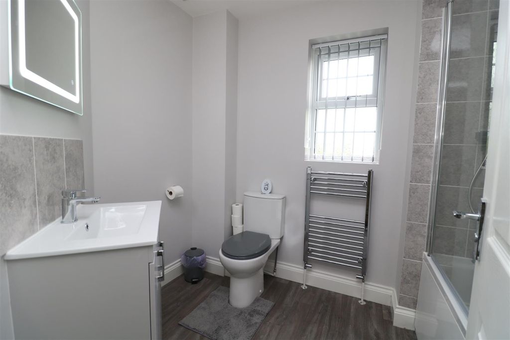 Property photo 3 of 13 Img_0067.Jpg