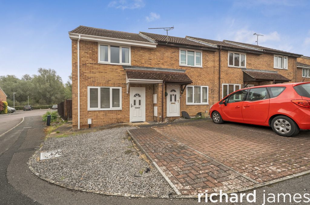 Property photo 1 of 12 9918B5811A7d4029909E33A7Eb849670