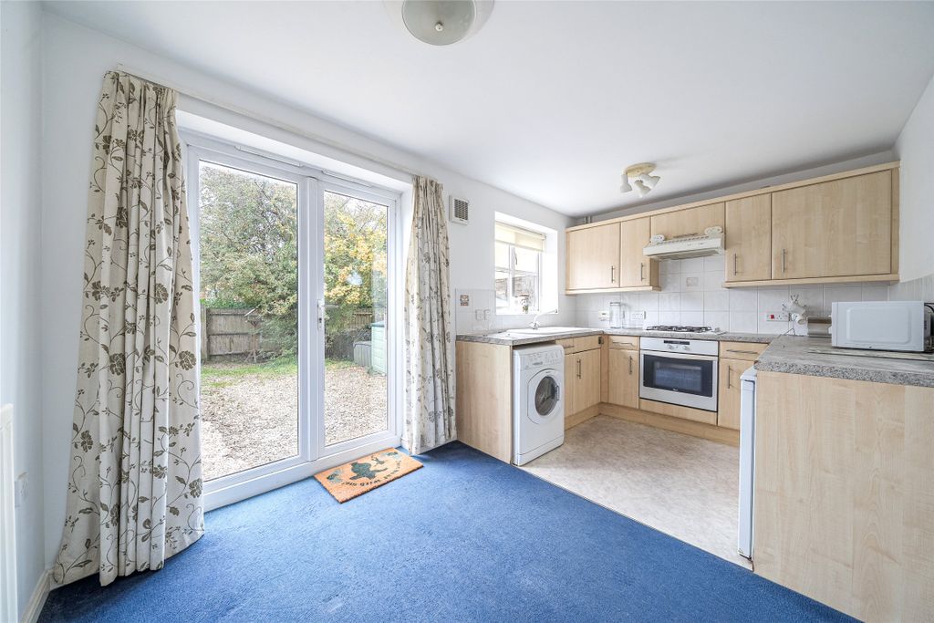 Property photo 2 of 14 Picture No. 18