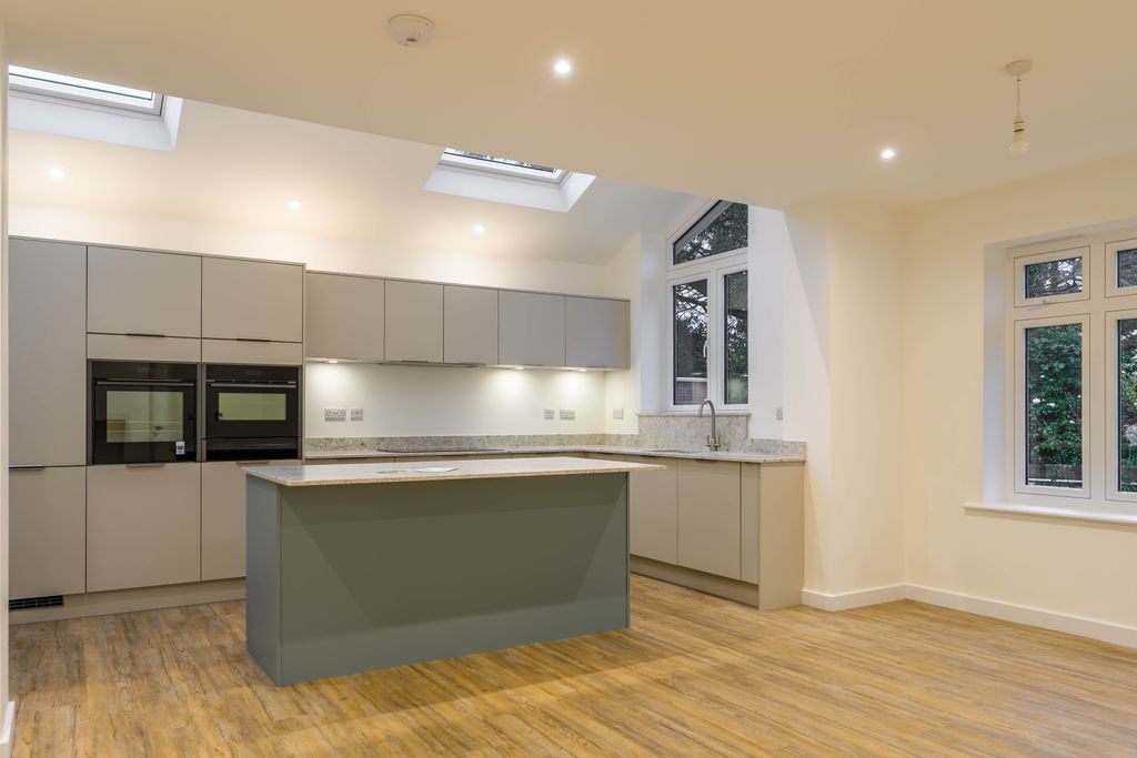 Property photo 2 of 21 Dsc_4637-Hdr