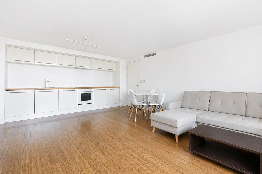 Property photo 2 of 8 Living .Png