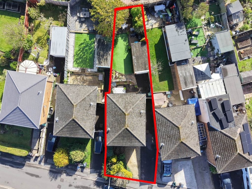 Property photo 3 of 20