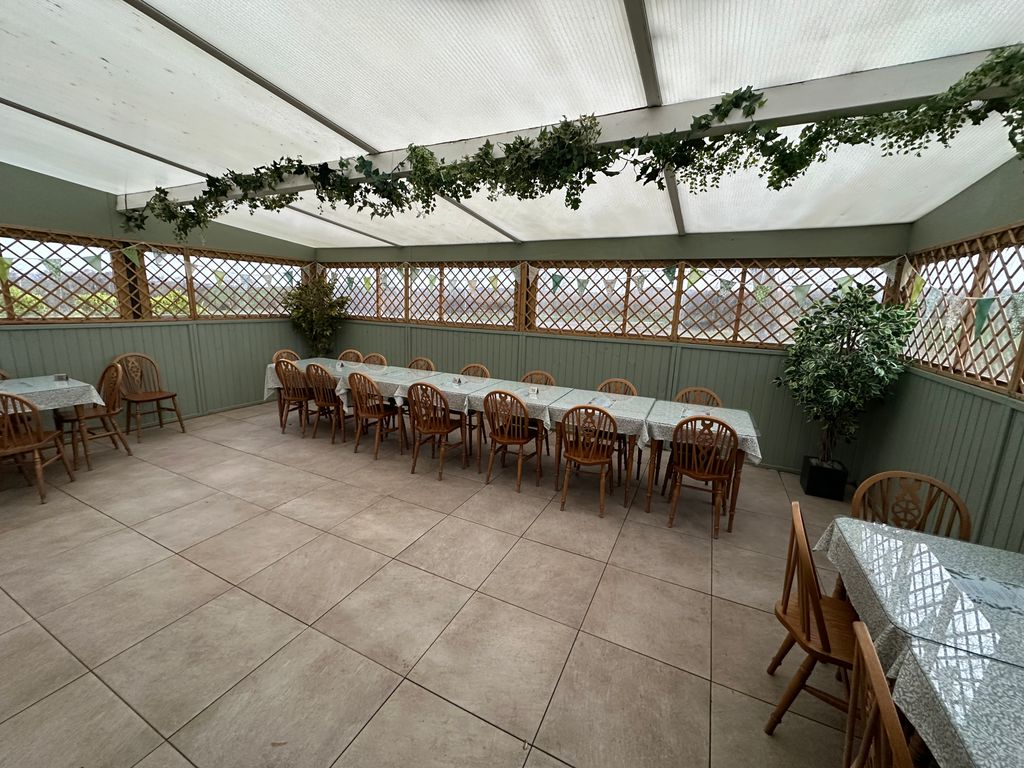 Property photo 3 of 6